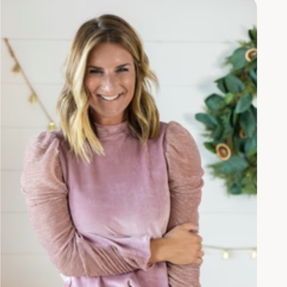 THML Shantel Textured Sleeve Top